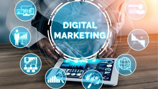 Digital Marketing đang bước vào giai đoạn chuyển mình mạnh mẽ, nơi công nghệ, dữ liệu và hành vi người dùng liên tục thay đổi