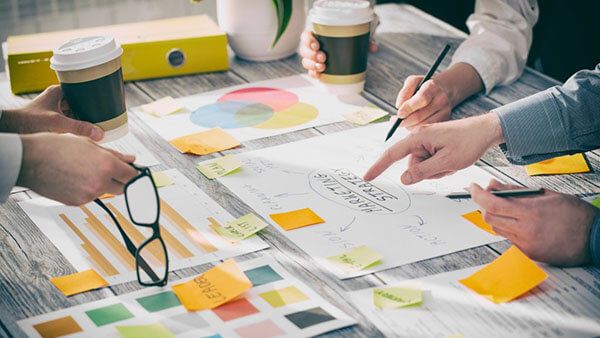 Doanh nghiệp có thể tối ưu chiến lược và cải thiện hiệu suất marketing theo thời gian