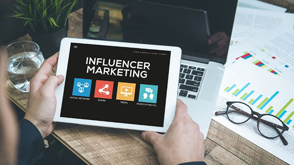 Influencer marketing đang dần chuyển từ mối quan hệ hợp tác truyền thông sang mô hình hợp tác kinh doanh